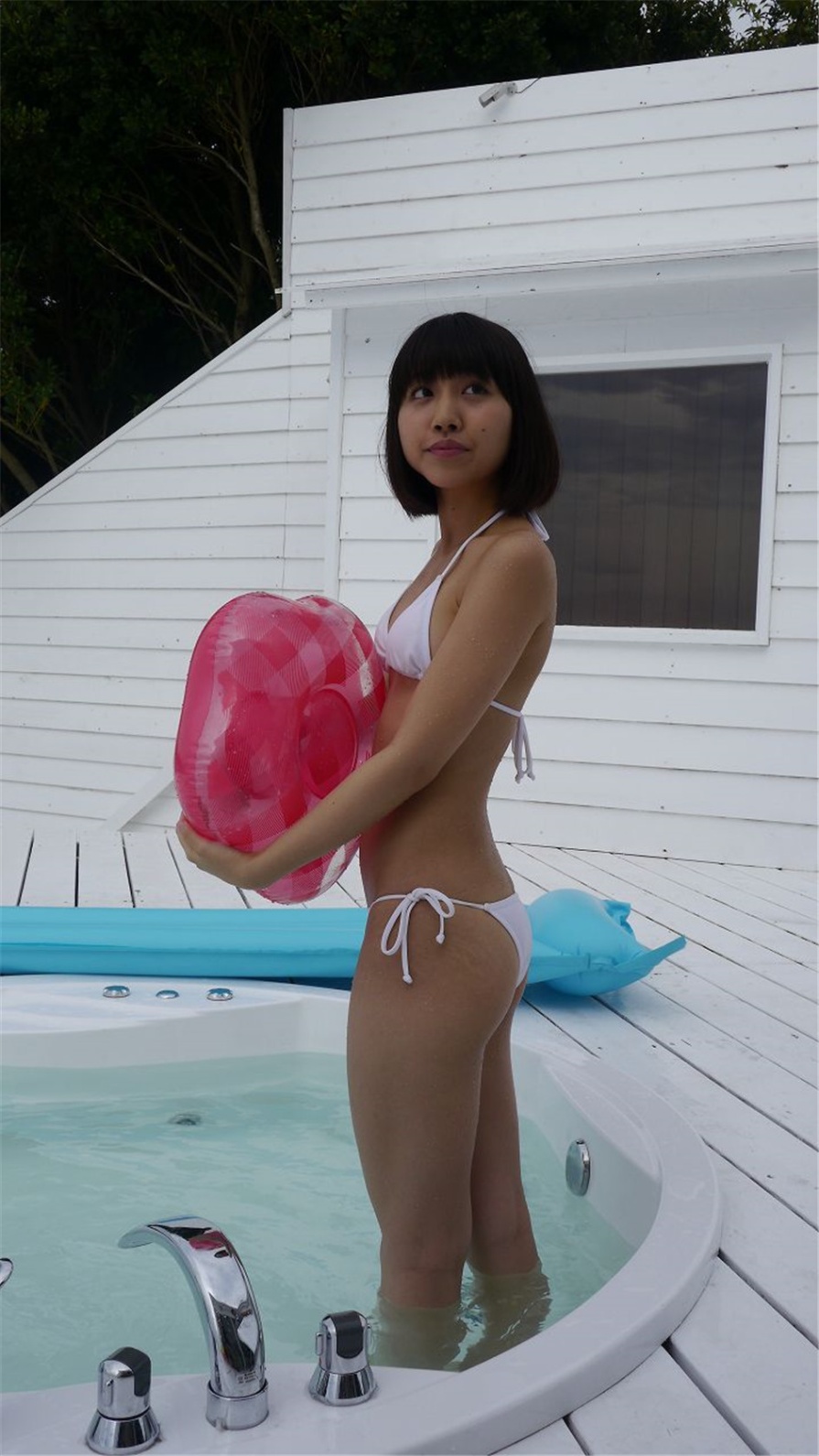 清纯美女高岡未來比基尼写真(第52页)