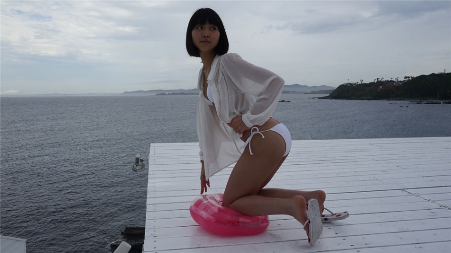 清纯美女高岡未來比基尼写真(第60页)