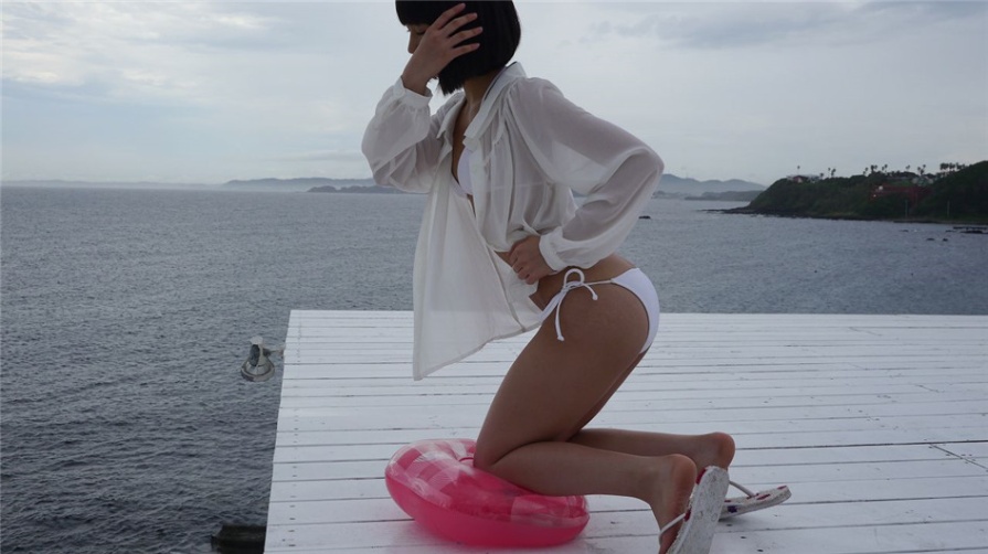 清纯美女高岡未來比基尼写真(第62页)