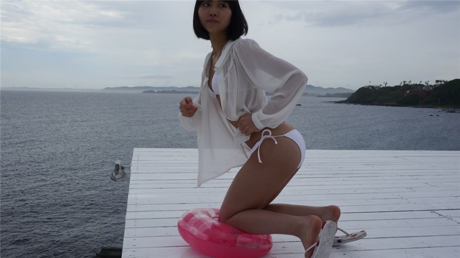 清纯美女高岡未來比基尼写真(第63页)