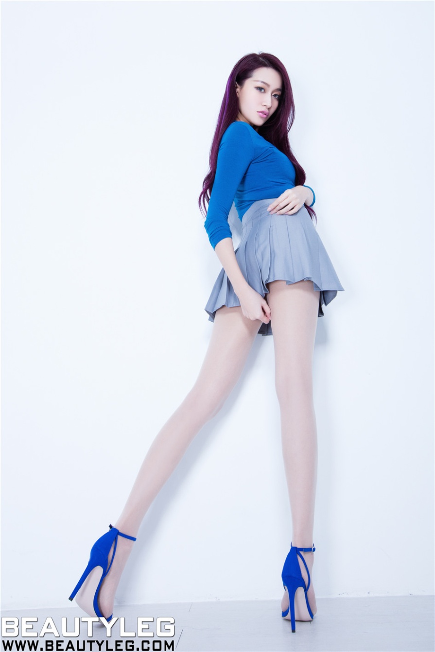 台湾超短裙美女Dana丝袜高跟写真图片(第6页)