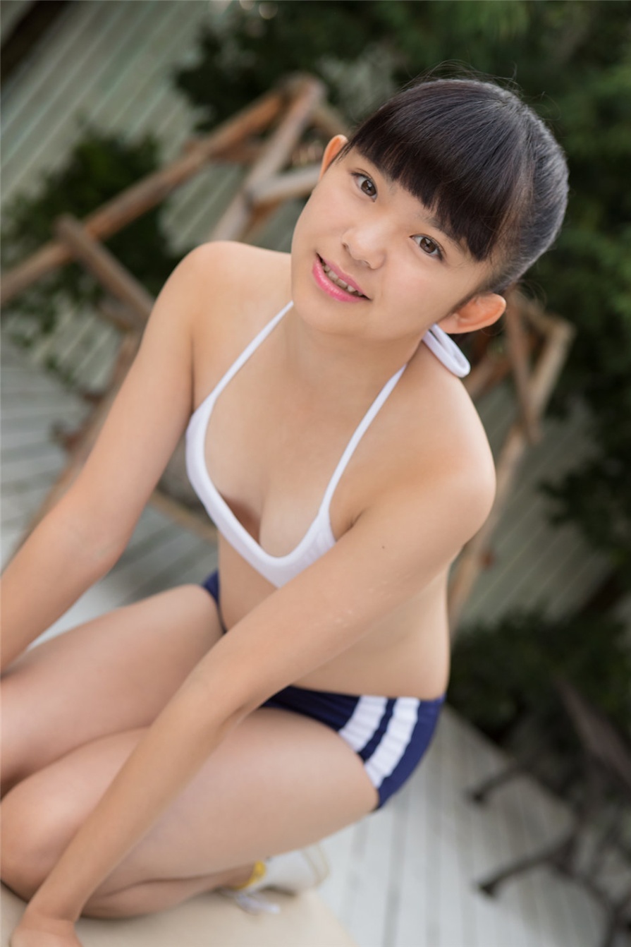 日本萝莉少女久川美佳户外泳衣写真图片(第8页)