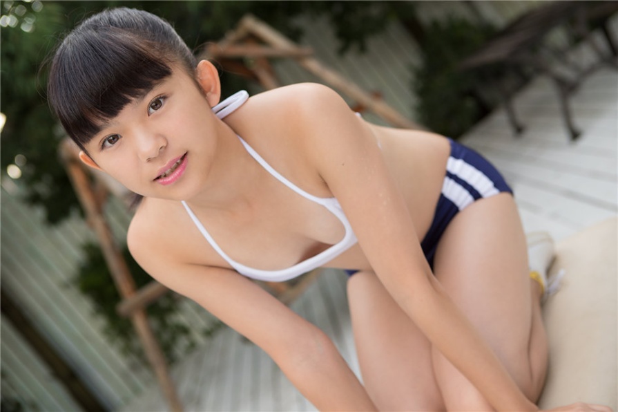 日本萝莉少女久川美佳户外泳衣写真图片(第17页)