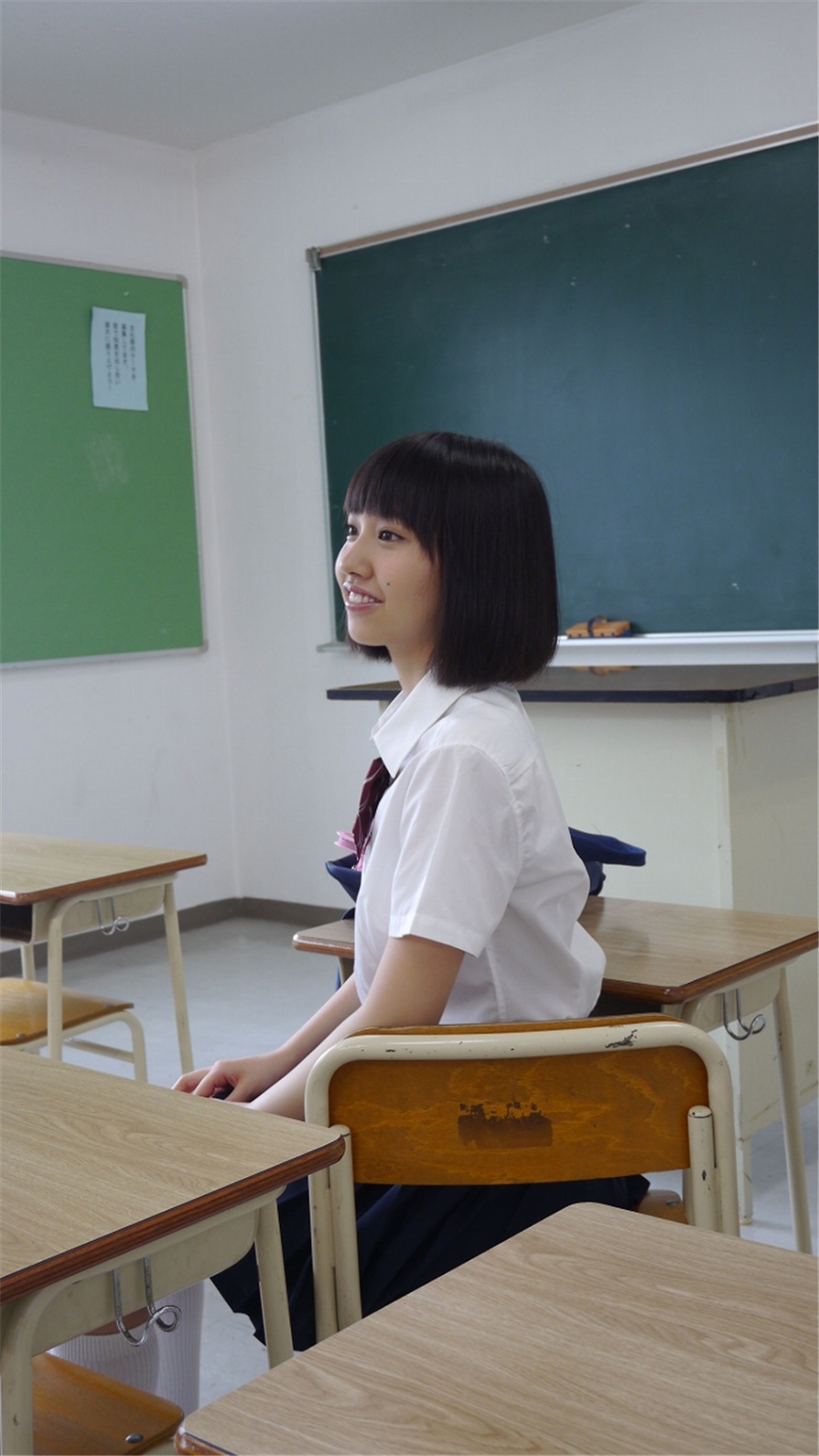 日本学生妹高岡未來教室性感美臀诱惑写真图片(第8页)