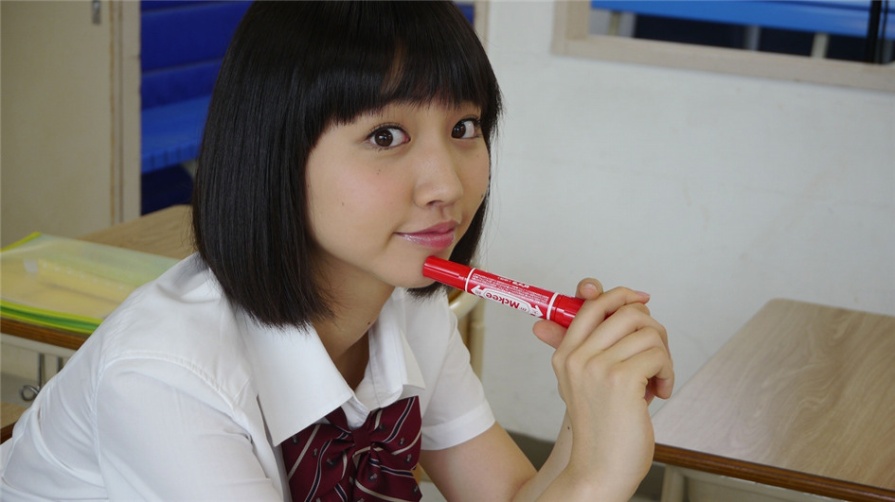 日本学生妹高岡未來教室性感美臀诱惑写真图片(第34页)