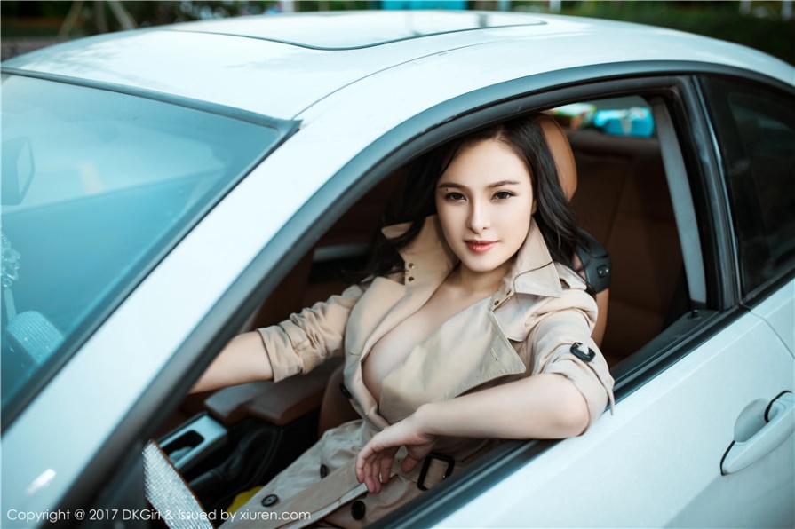 嫩模厉雯娜户外真空爆乳诱人写真图片(第38页)