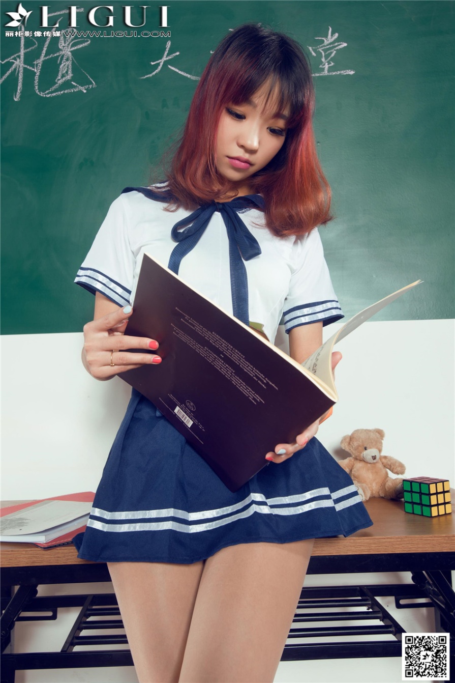性感学生妹Liya超短裙性感美腿诱惑写真图片(第24页)