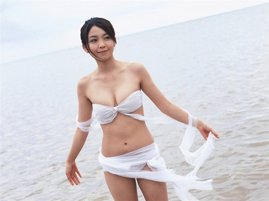 日本甜美女生秋山奈々性感泳衣爆乳诱惑写真图片(第83页)