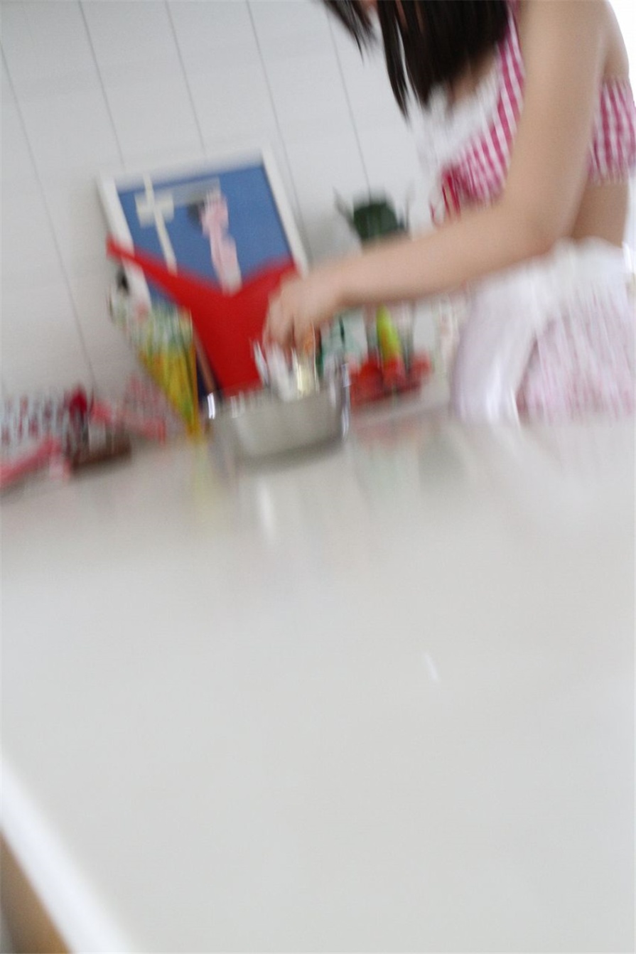 日本少女高岡未來女仆装诱人私房照(第45页)