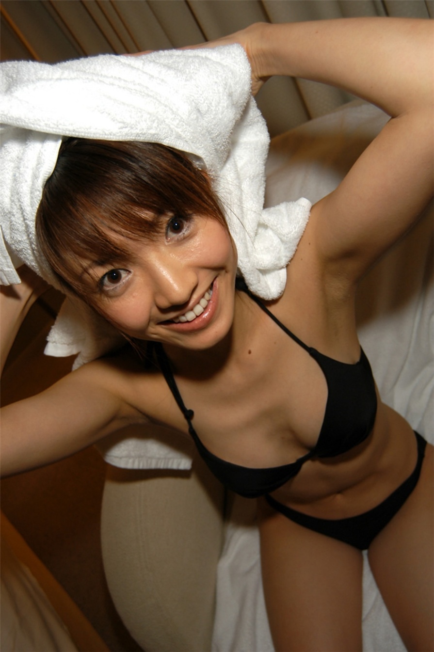 日本可爱美女安井まな美浴室湿身诱惑写真图片(第64页)