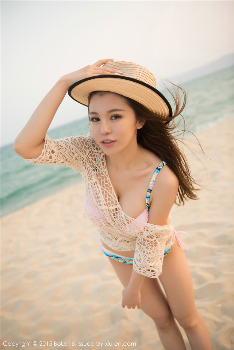 90后美女刘娅希海边性感比基尼美乳诱惑写真(第59页)
