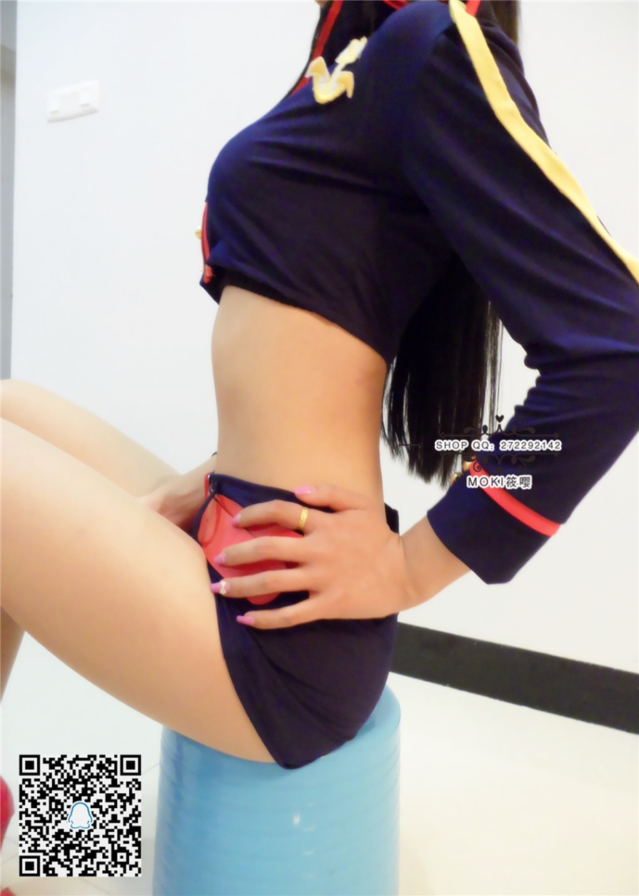 骨感美女海军制服美腿诱惑私拍(第26页)