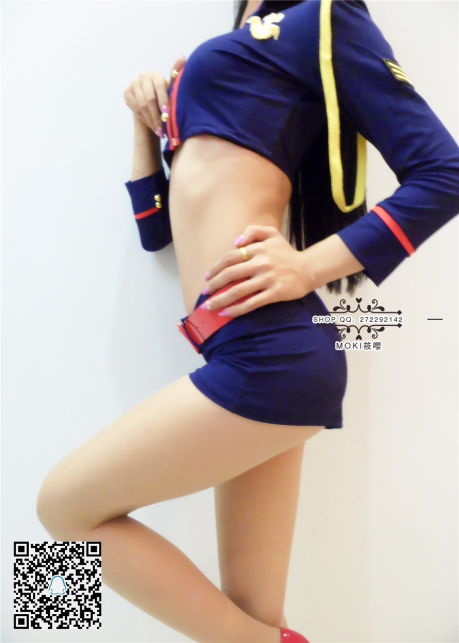 骨感美女海军制服美腿诱惑私拍(第27页)
