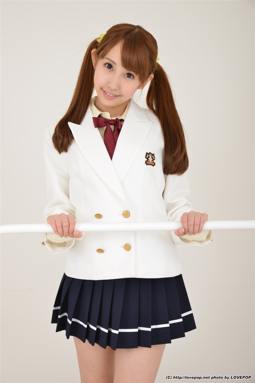 日本女优宇佐美まい学生装扮撩裙内衣诱惑写真(第38页)