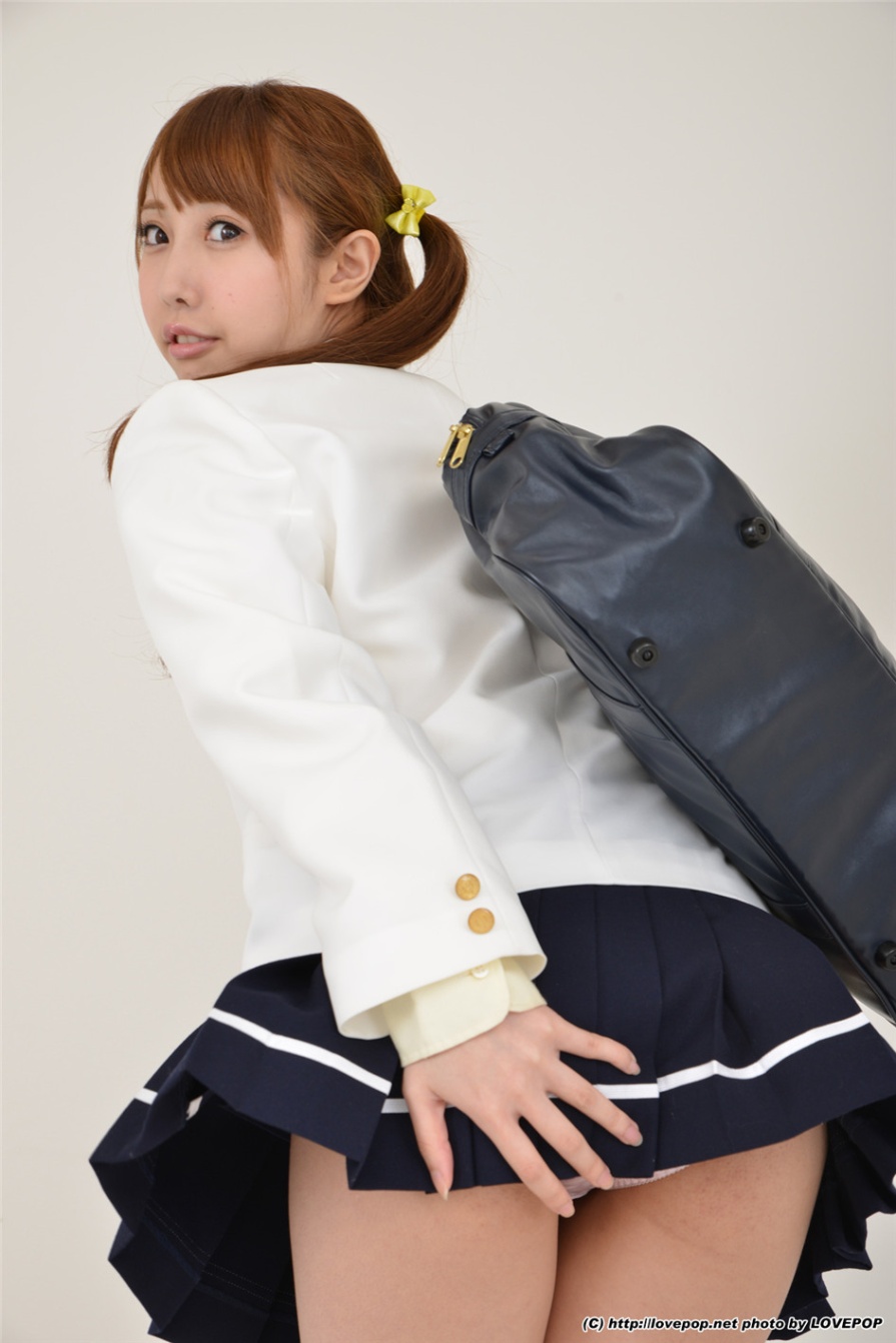 日本女优宇佐美まい学生装扮撩裙内衣诱惑写真(第45页)