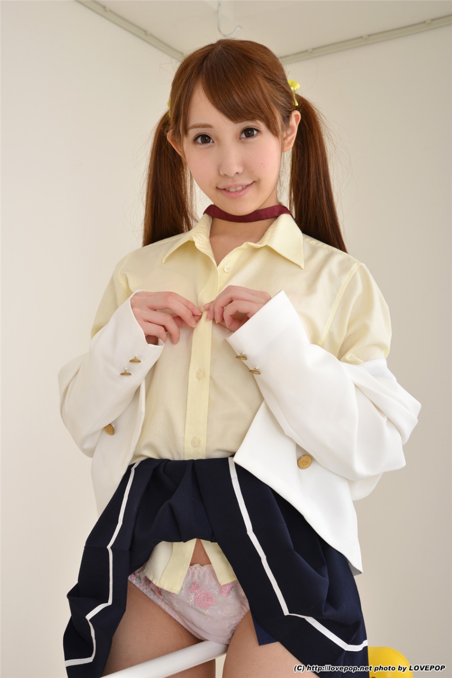 日本女优宇佐美まい学生装扮撩裙内衣诱惑写真(第53页)