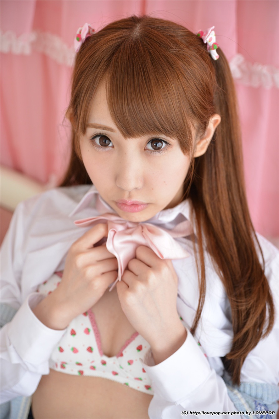 日本学生妹宇佐美まい室内卖萌生活照(第46页)