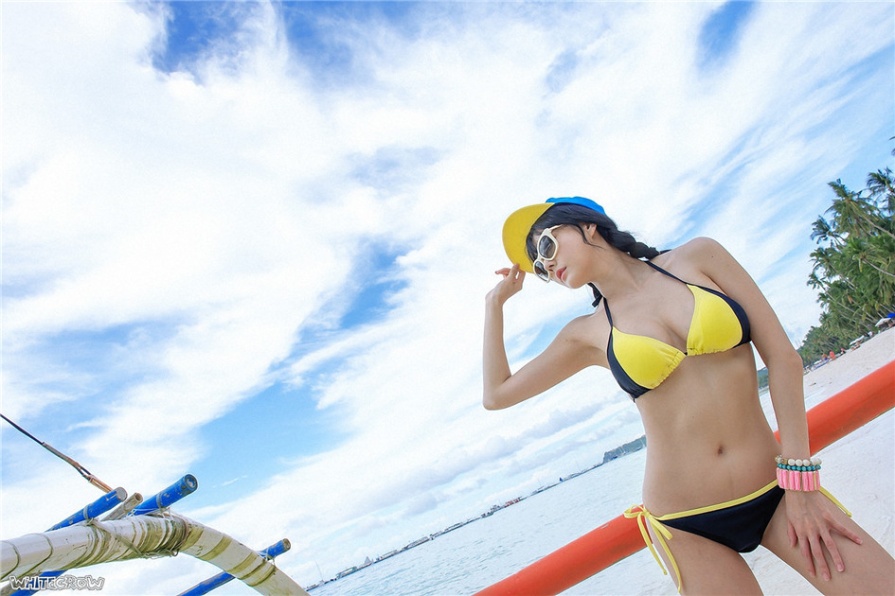 韩国极品身材美女韩佳恩海边性感泳衣写真(第37页)