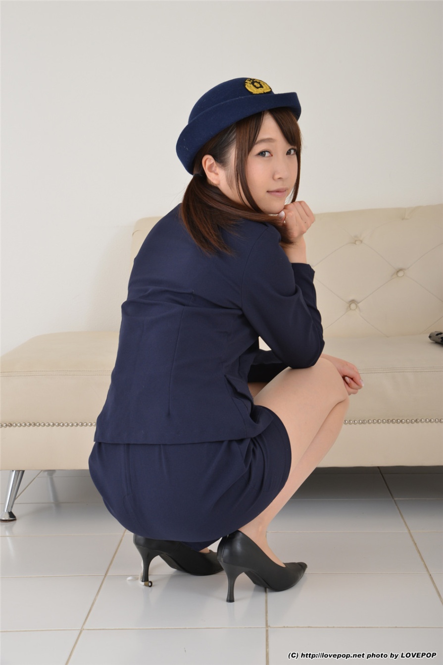 日本甜美女生裕木まゆ室内女警制服情趣内衣诱惑写真(第34页)