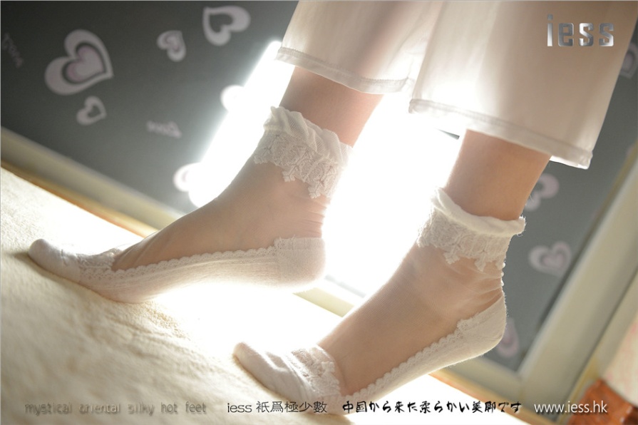小夕公主性感蕾丝丝袜粉嫩美足写真(第63页)