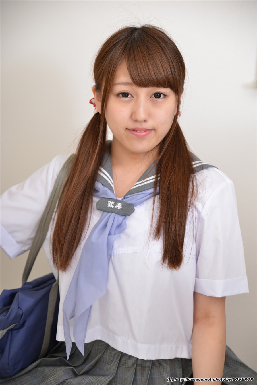 日本学生妹里美まゆ课室性感内衣诱惑写真(第50页)