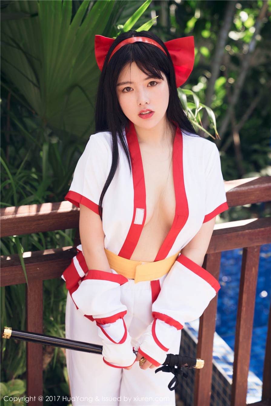 甜美女生娜露Selena泳池美乳诱惑cosplay写真(第26页)