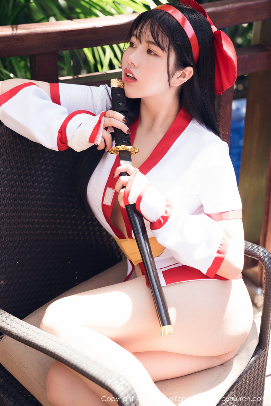 甜美女生娜露Selena泳池美乳诱惑cosplay写真(第27页)