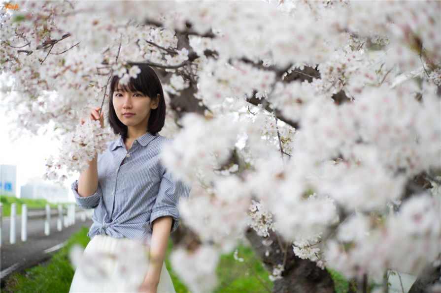 日本小清新美女吉岡里帆室内比基尼美乳诱惑写真(第42页)