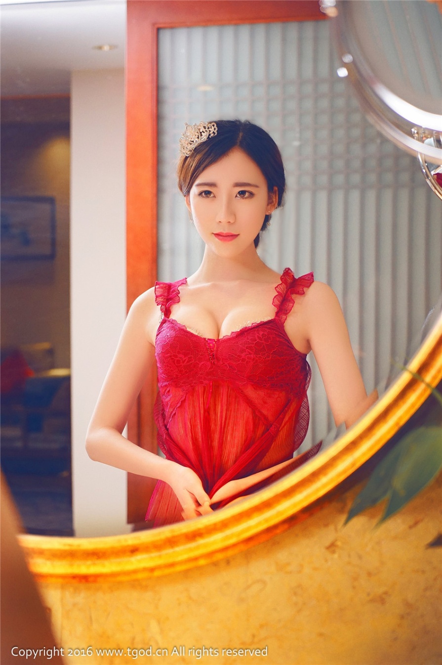清纯美女邓雪Sweet性感泳衣美乳诱惑写真(第35页)