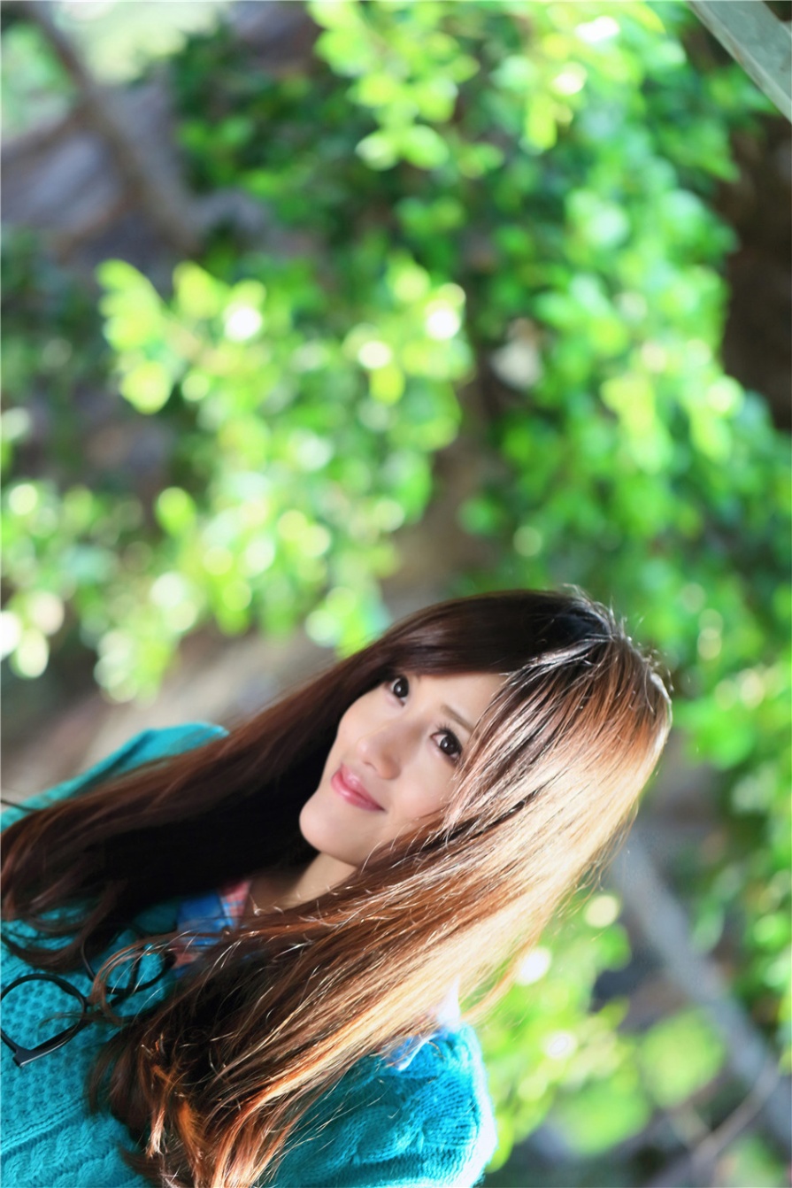 清纯美女SUSU户外迷人生活照写真(第23页)