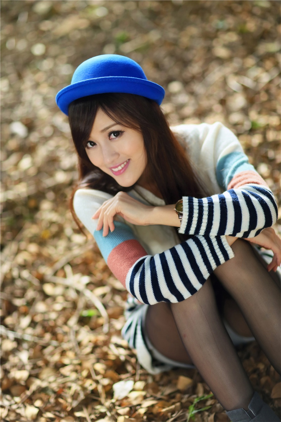清纯美女SUSU户外迷人生活照写真(第24页)