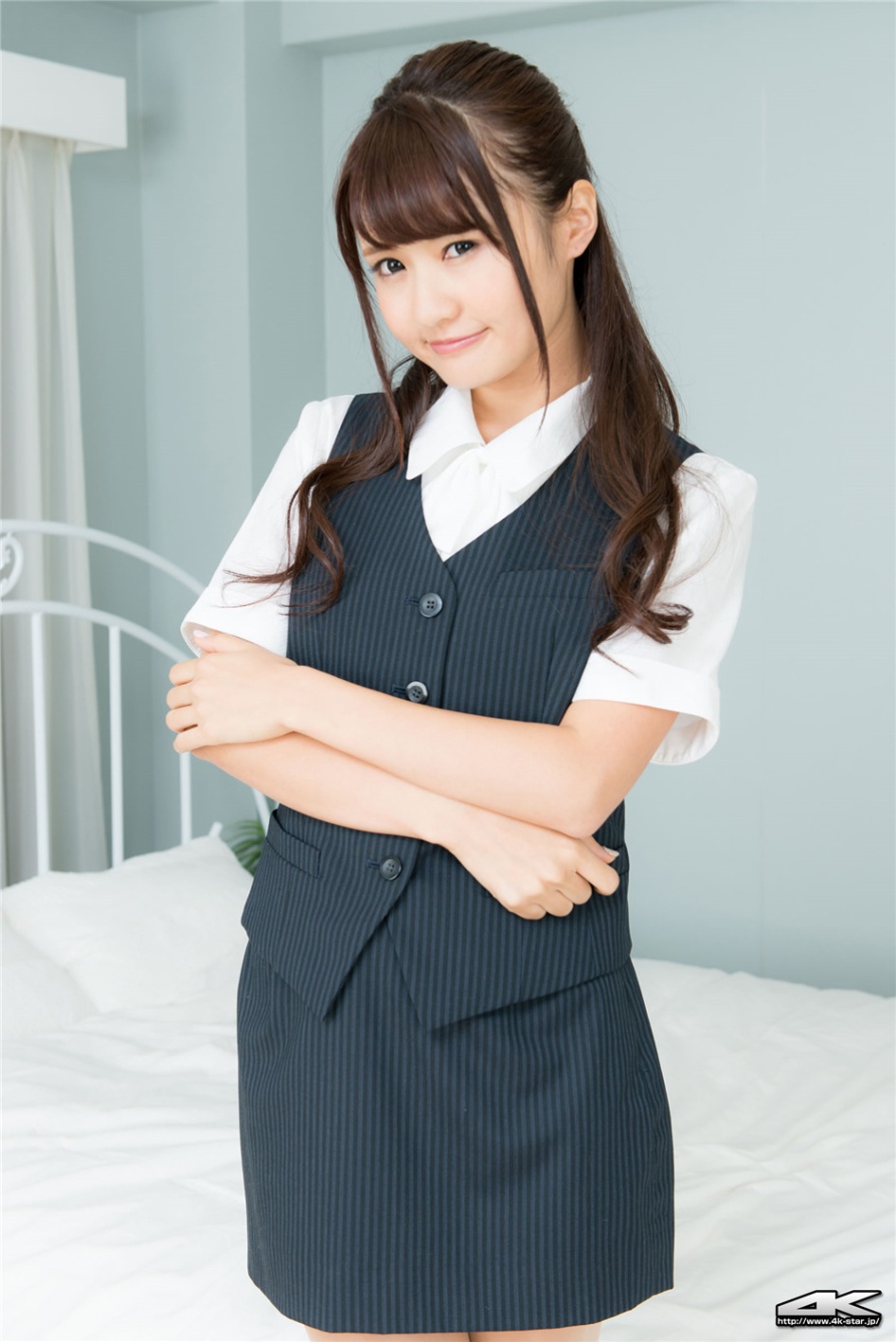 日本清纯美女中村奏絵床上OL制服写真(第35页)