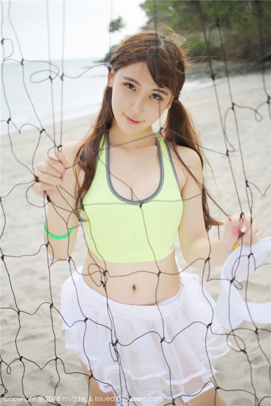 清纯美女熊吖BOBO海滩比基尼白嫩美臀诱惑写真(第19页)