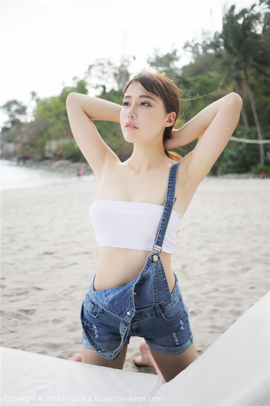 清纯美女熊吖BOBO海滩比基尼白嫩美臀诱惑写真(第21页)