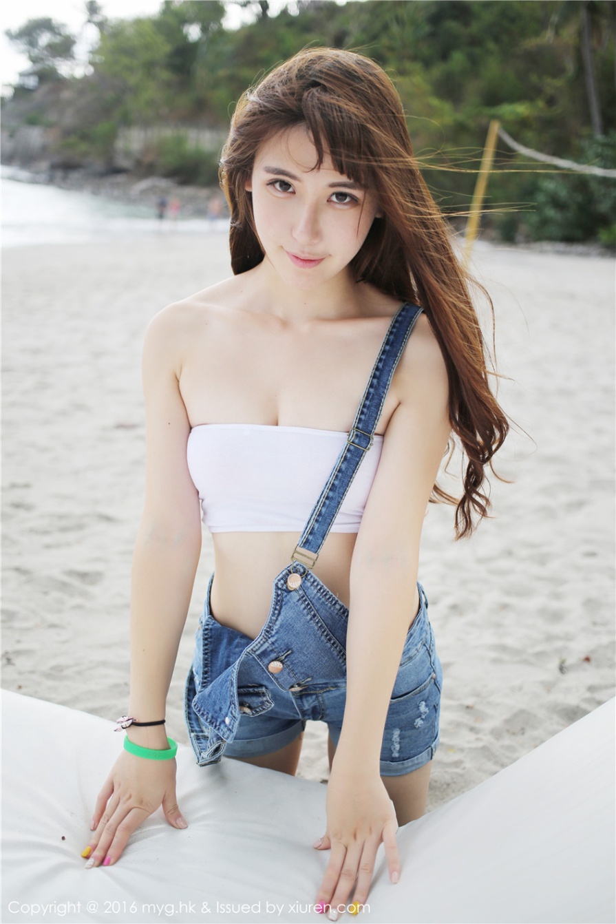 清纯美女熊吖BOBO海滩比基尼白嫩美臀诱惑写真(第30页)