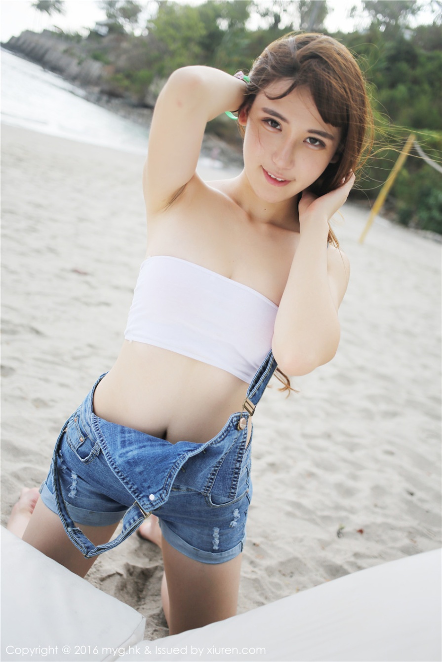 清纯美女熊吖BOBO海滩比基尼白嫩美臀诱惑写真(第39页)