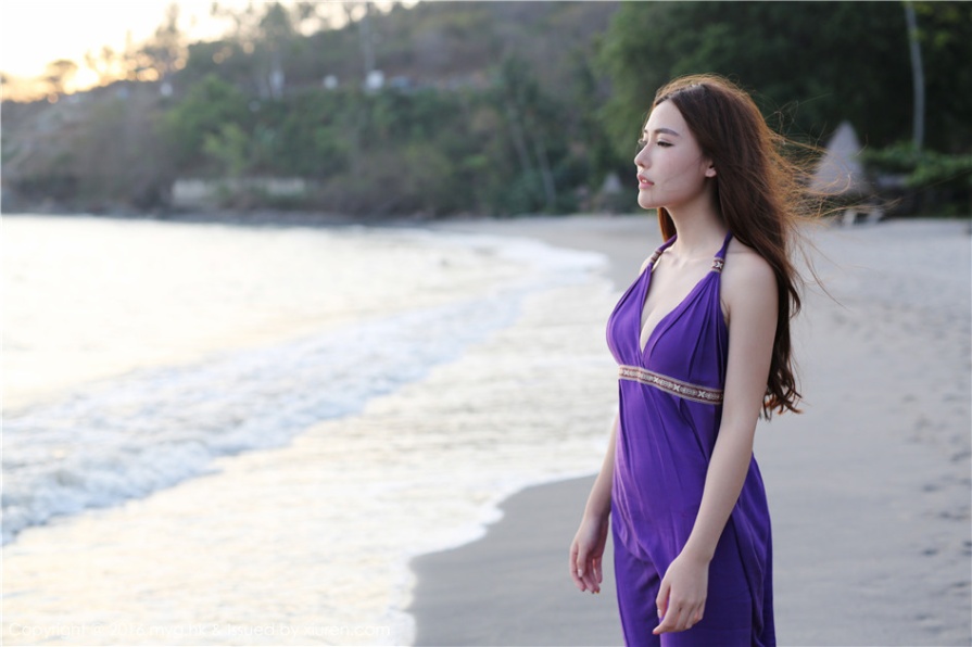 清纯美女熊吖BOBO海滩比基尼白嫩美臀诱惑写真(第53页)