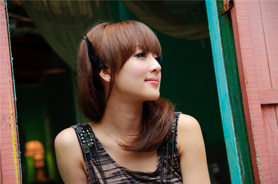 清纯美女果子MM私房照写真(第31页)