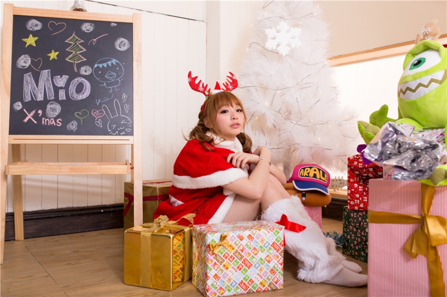 可爱美女MIO兔圣诞制服写真(第28页)