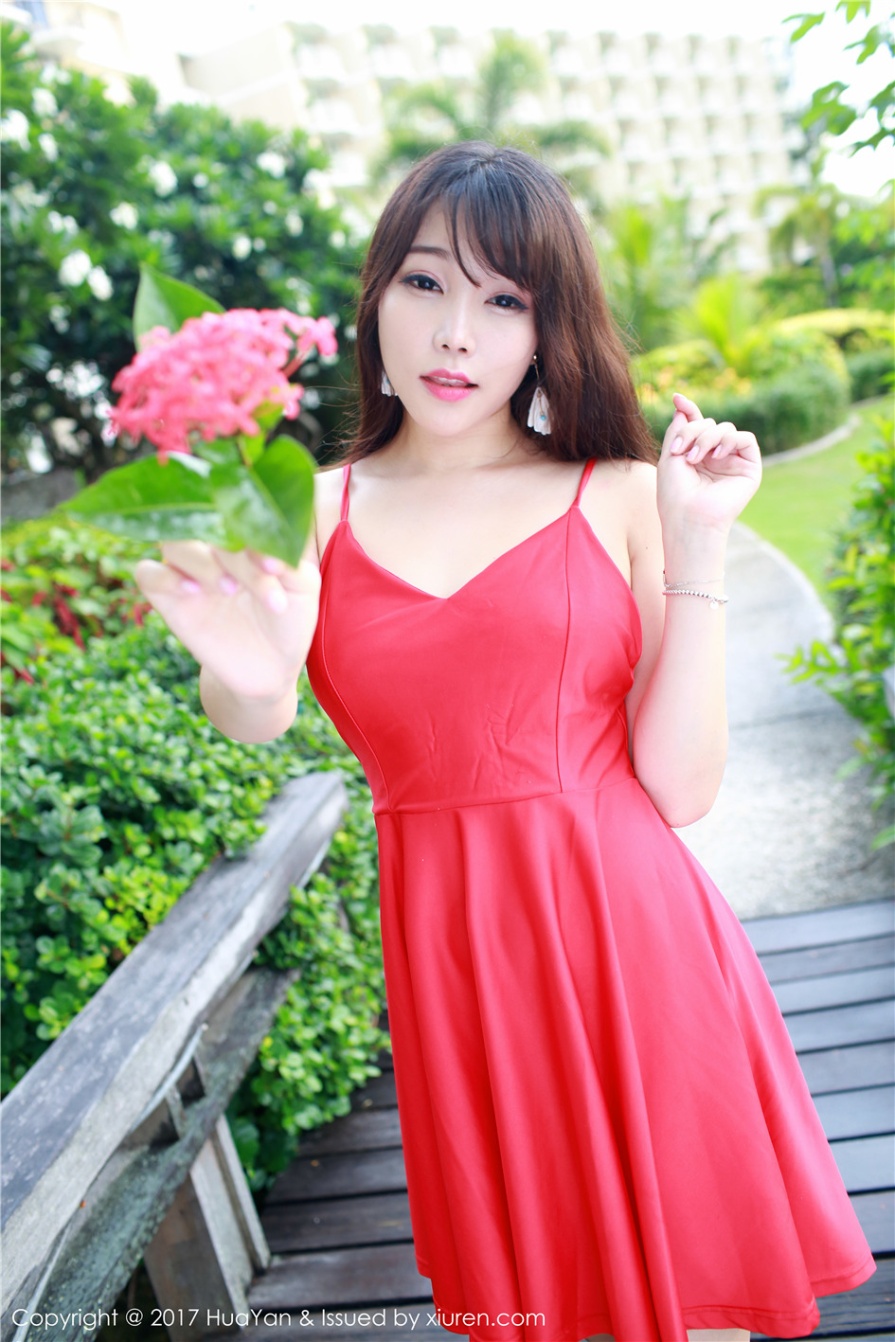 红色吊带短裙美女芝芝Booty户外惊艳容貌写真(第58页)