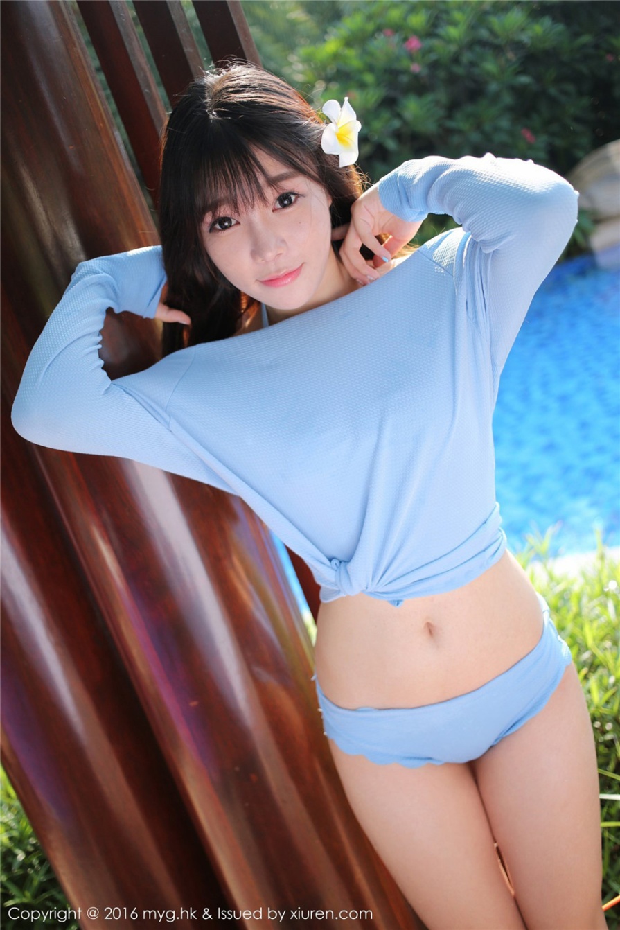 性感泳衣美女芝芝Booty户外酥胸半露诱惑写真(第17页)