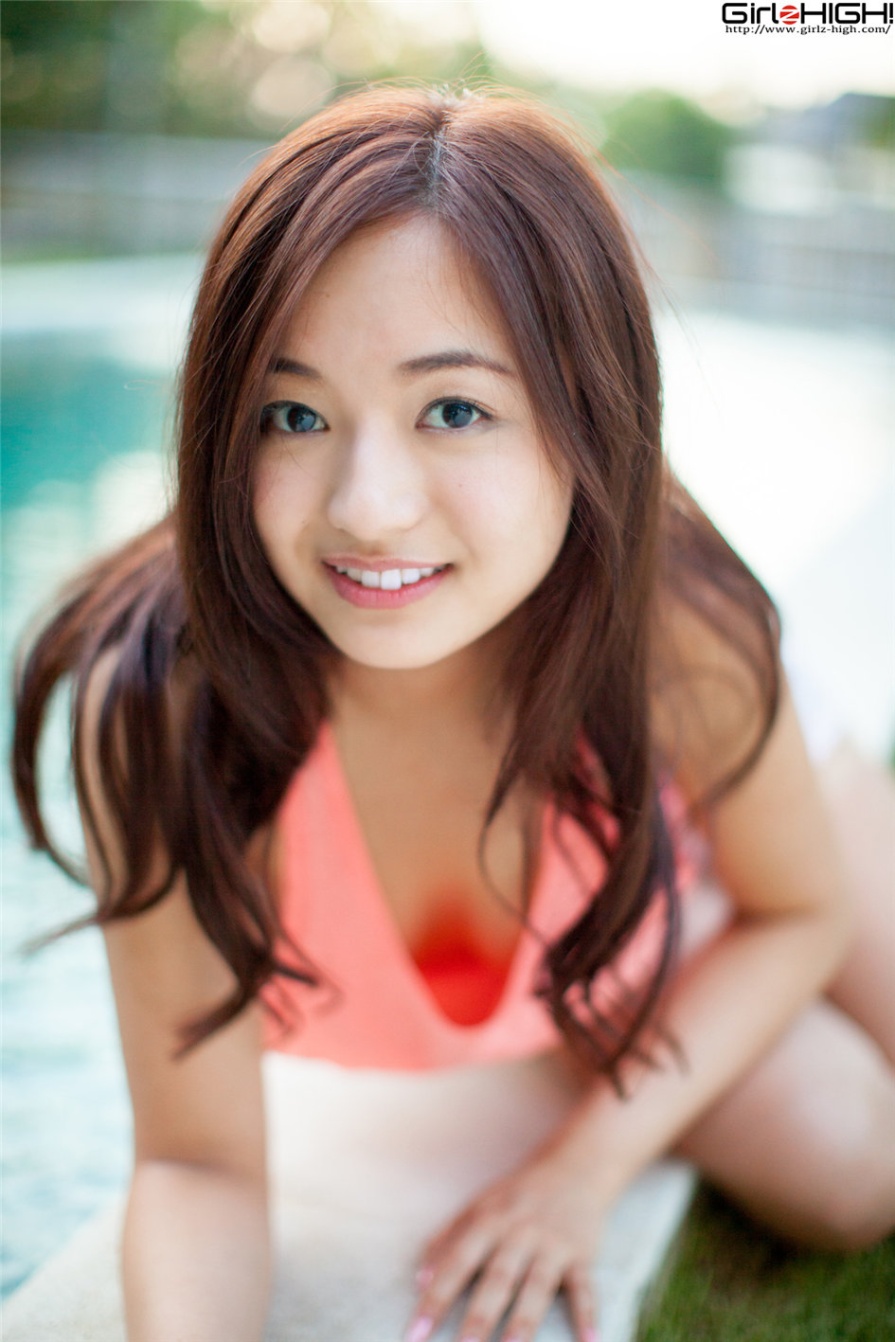 日本美女山中真由美性感美乳真空诱惑私拍(第22页)