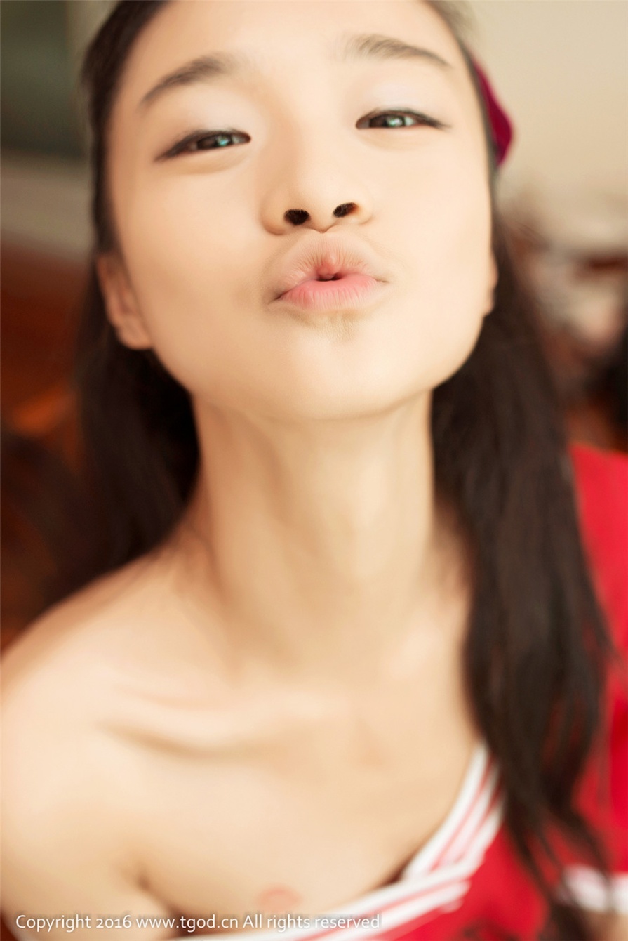 性感内衣美女绮梦Cherish户外美乳诱惑写真(第14页)