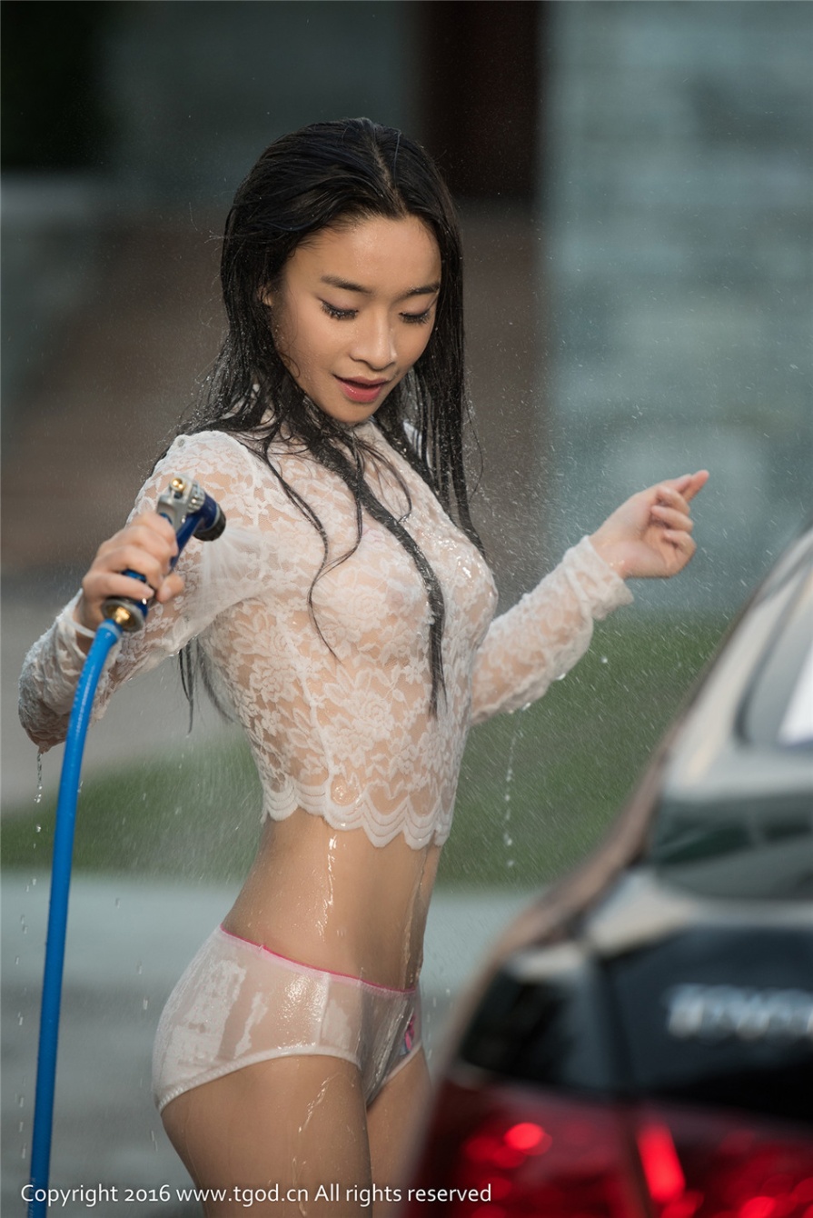 性感内衣美女绮梦Cherish户外美乳诱惑写真(第39页)