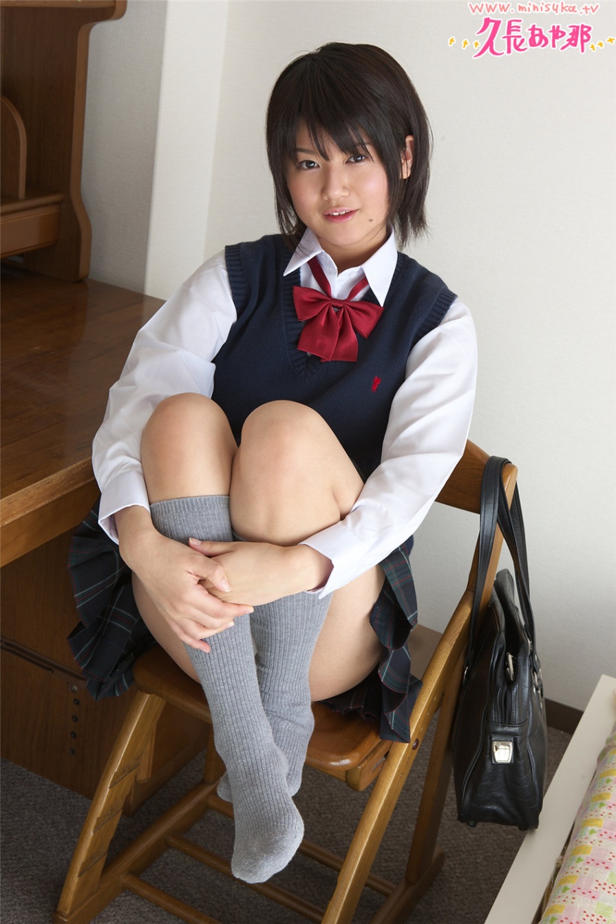 日本学生妹久長あや那床上性感内衣写真(第4页)