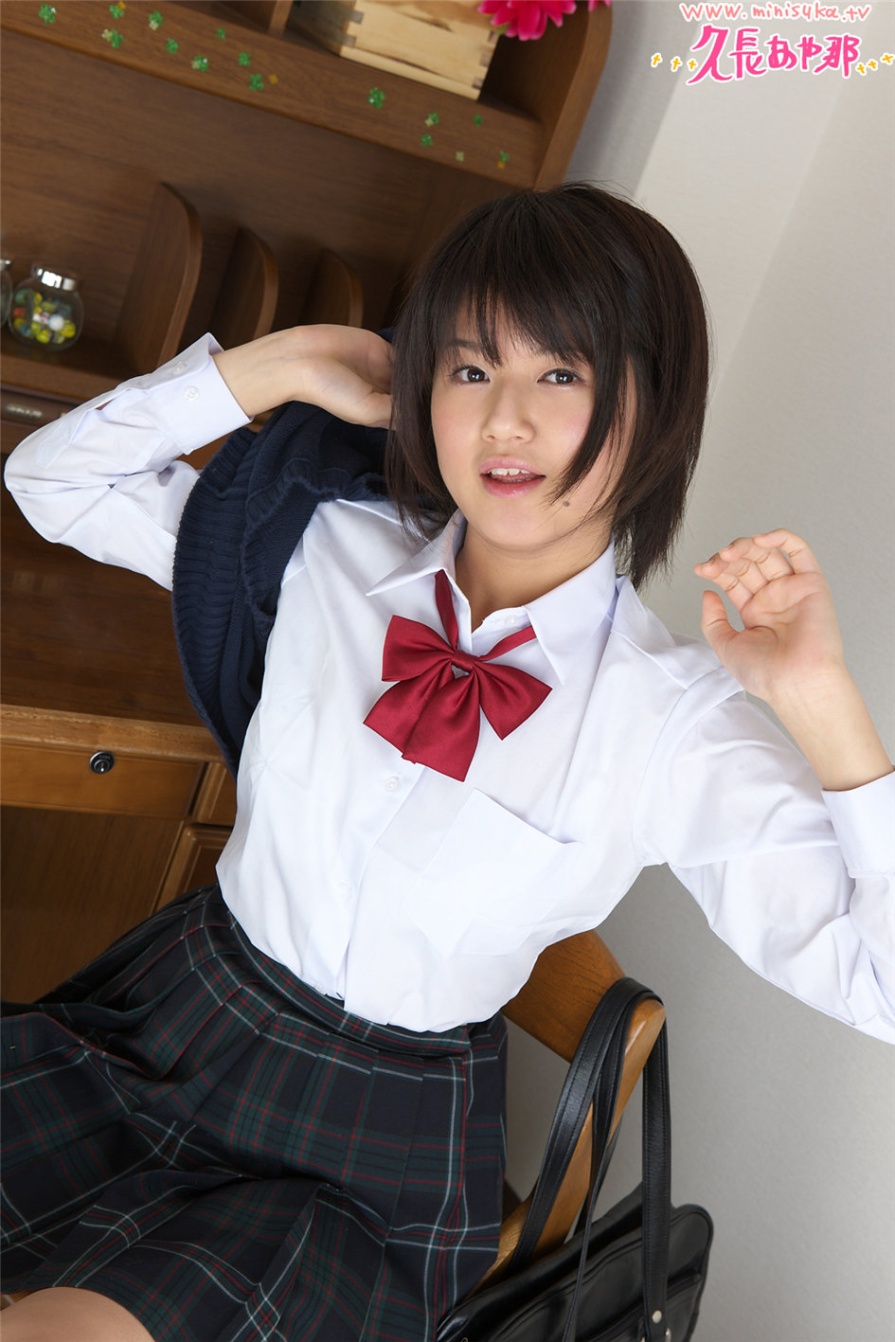 日本学生妹久長あや那床上性感内衣写真(第6页)