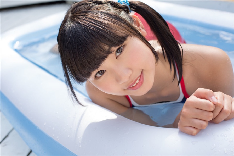 日本可爱美女宮丸くるみ性感泳衣写真(第22页)