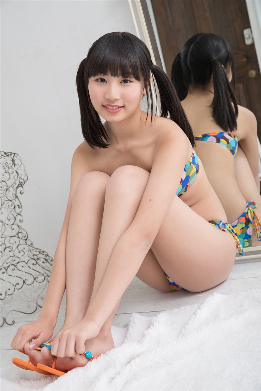 日本萝莉宮丸くるみ室内比基尼写真(第56页)