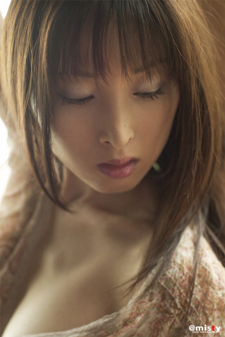 日本美女上杉梨華居家生活照巨乳诱惑(第15页)