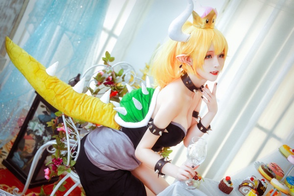 奶牛魔王cosplay巨乳诱惑私拍(第7页)